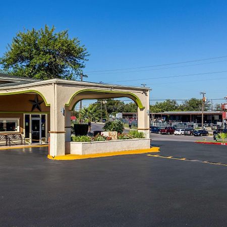 Rodeway Inn San Antonio Lackland Afb - Seaworld Экстерьер фото