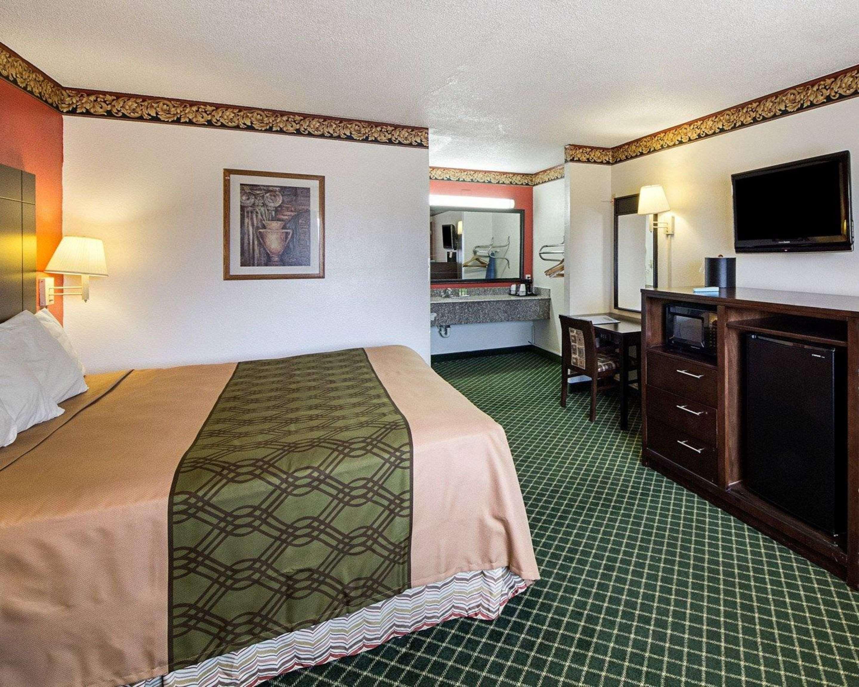 Rodeway Inn San Antonio Lackland Afb - Seaworld Экстерьер фото