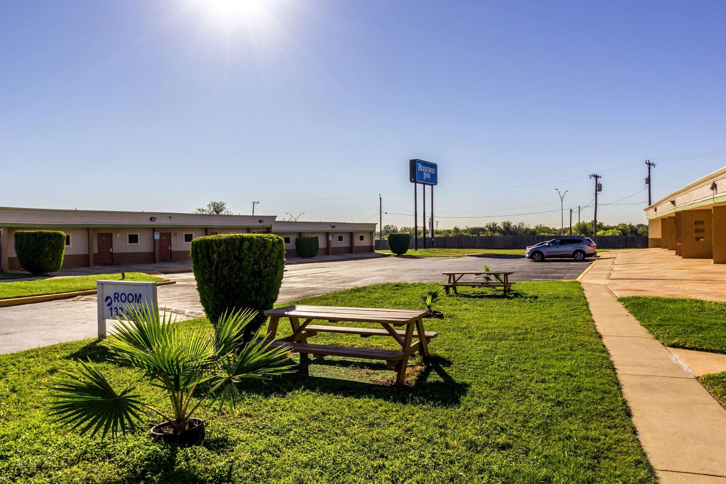 Rodeway Inn San Antonio Lackland Afb - Seaworld Экстерьер фото