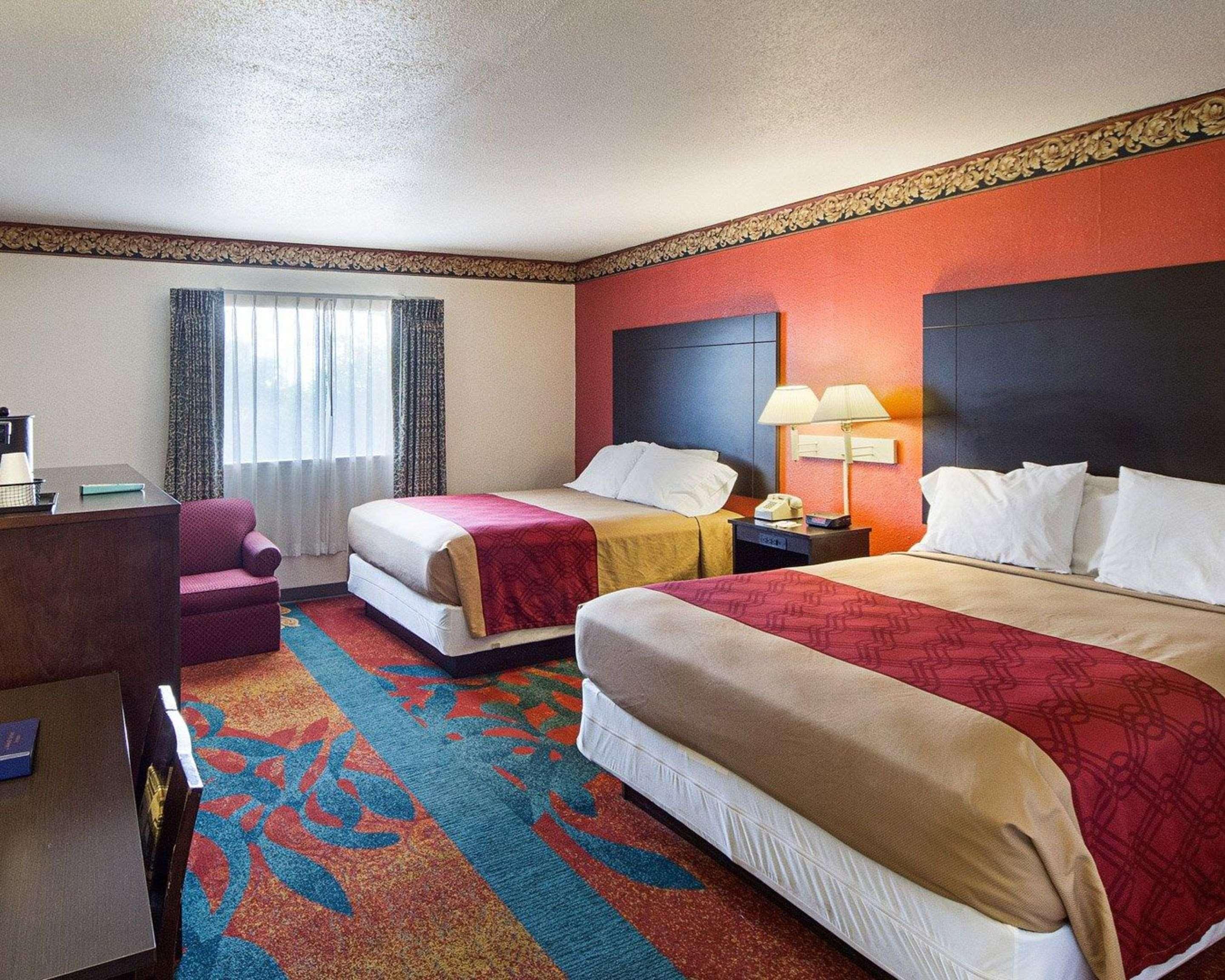 Rodeway Inn San Antonio Lackland Afb - Seaworld Экстерьер фото