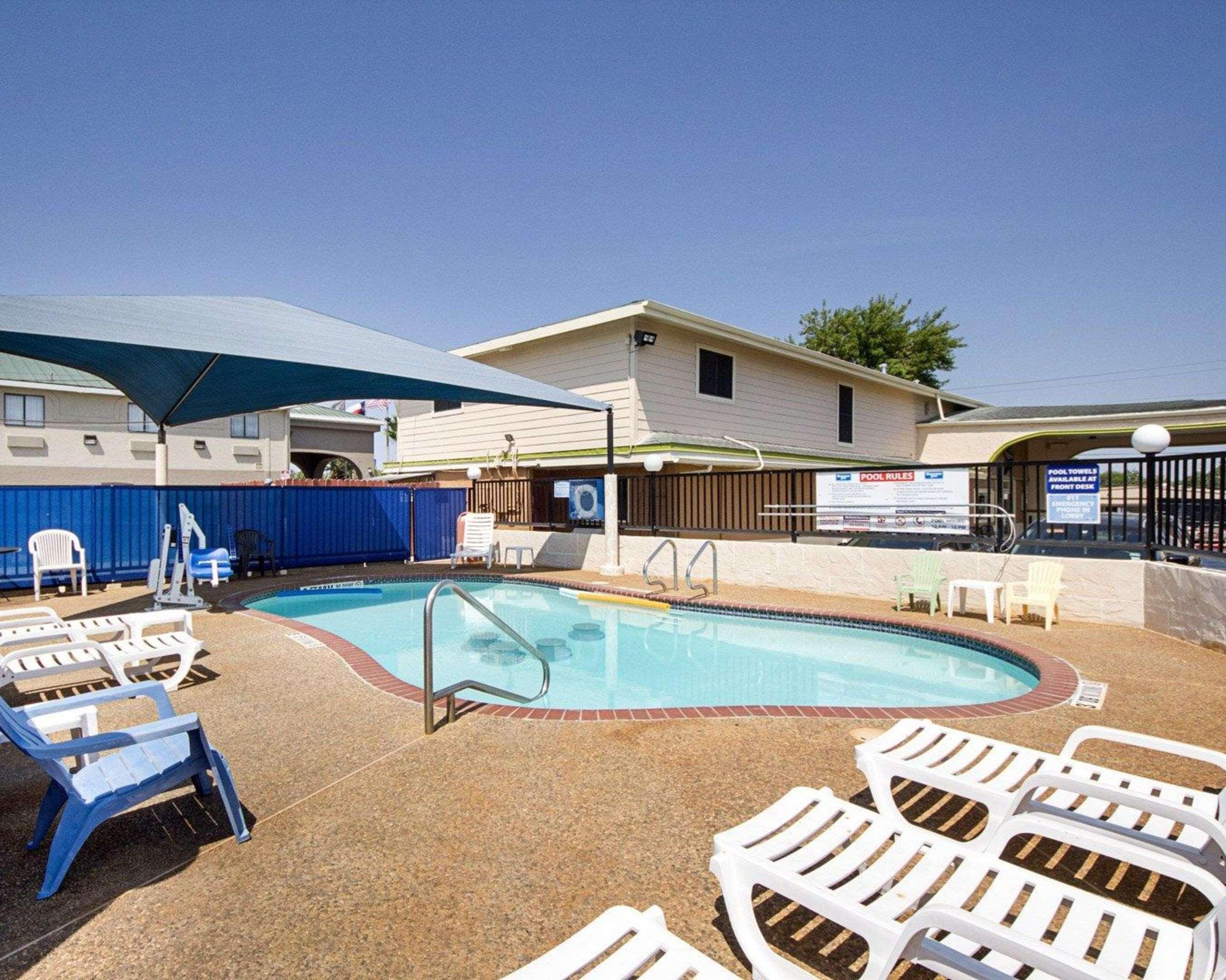 Rodeway Inn San Antonio Lackland Afb - Seaworld Экстерьер фото