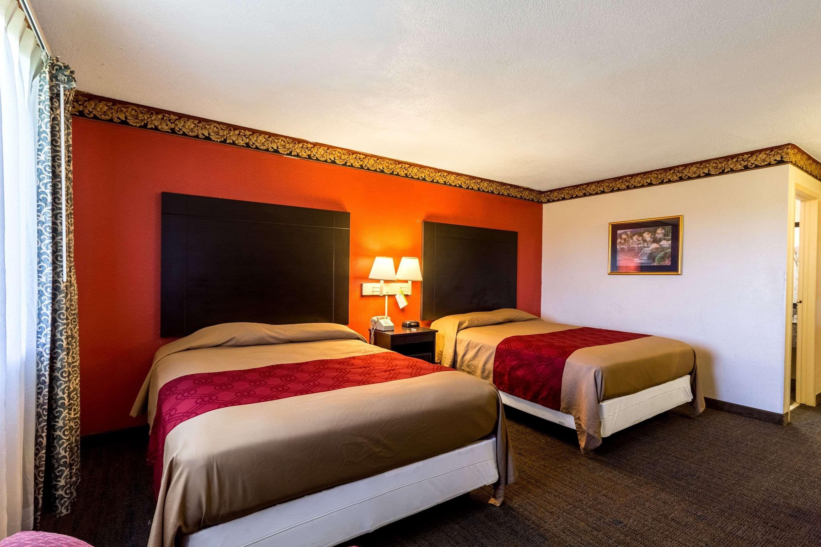 Rodeway Inn San Antonio Lackland Afb - Seaworld Экстерьер фото