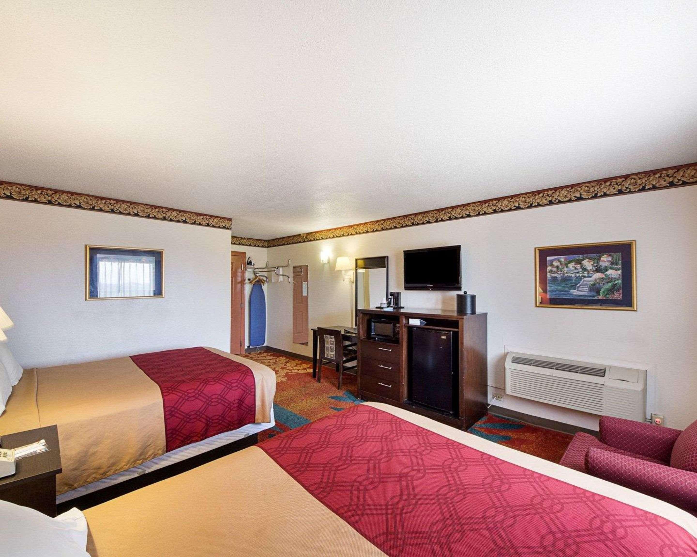 Rodeway Inn San Antonio Lackland Afb - Seaworld Экстерьер фото